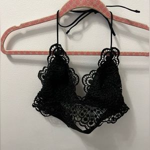 💥2/15$💥 Urban Outfitters Bralette